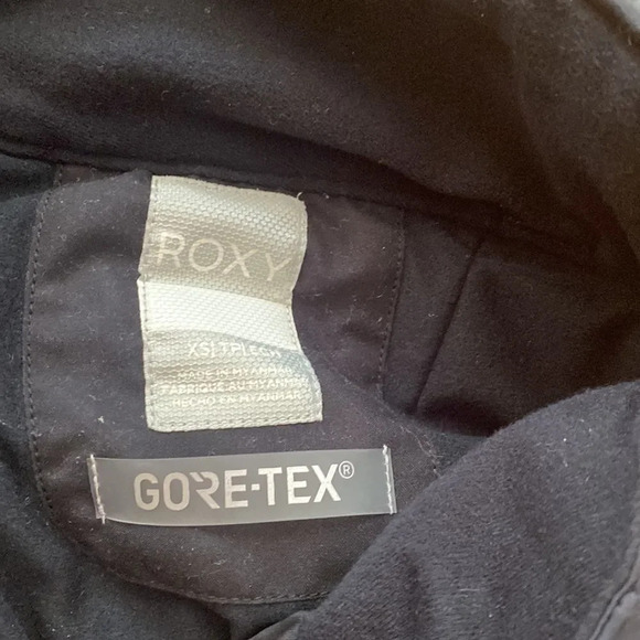 Roxy slim fit Cabin Snow Pants XS excellent pre owned condition black gore-tex - Picture 7 of 9